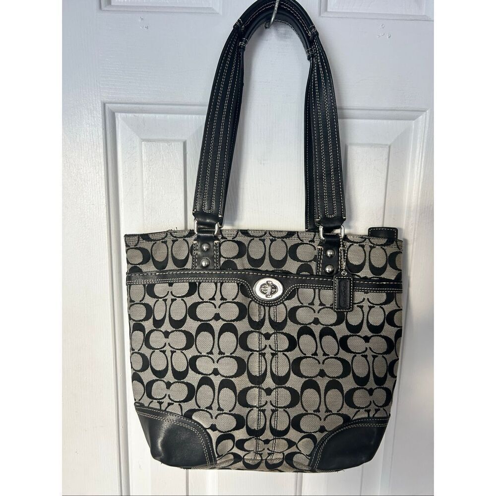 Coach Vintage Hampton F13973 Handbag Signature Jacquard & Leather Gray/Black